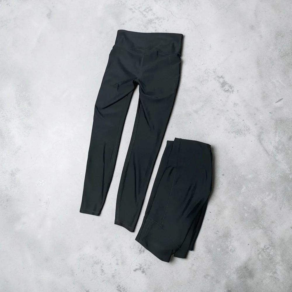 Two (2) Under‎ Armour Black Leggings * Workout * Jogging * Activewear - Picture 2 of 10